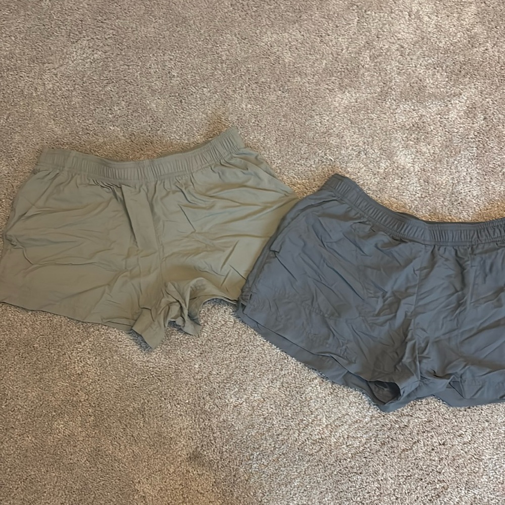 Columbia shorts